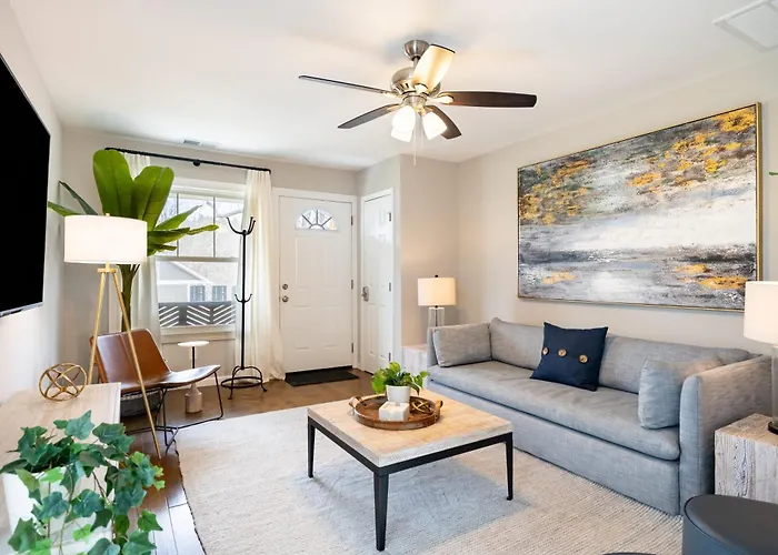 Silver Maple By Avantstay Modern Stylish Haven